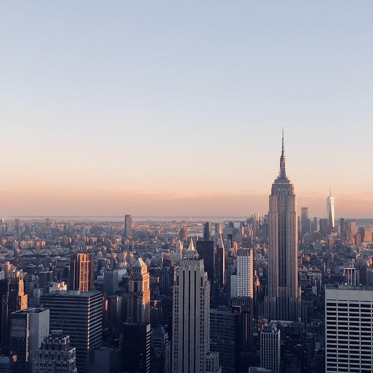 Parents evaluating schools in Spain